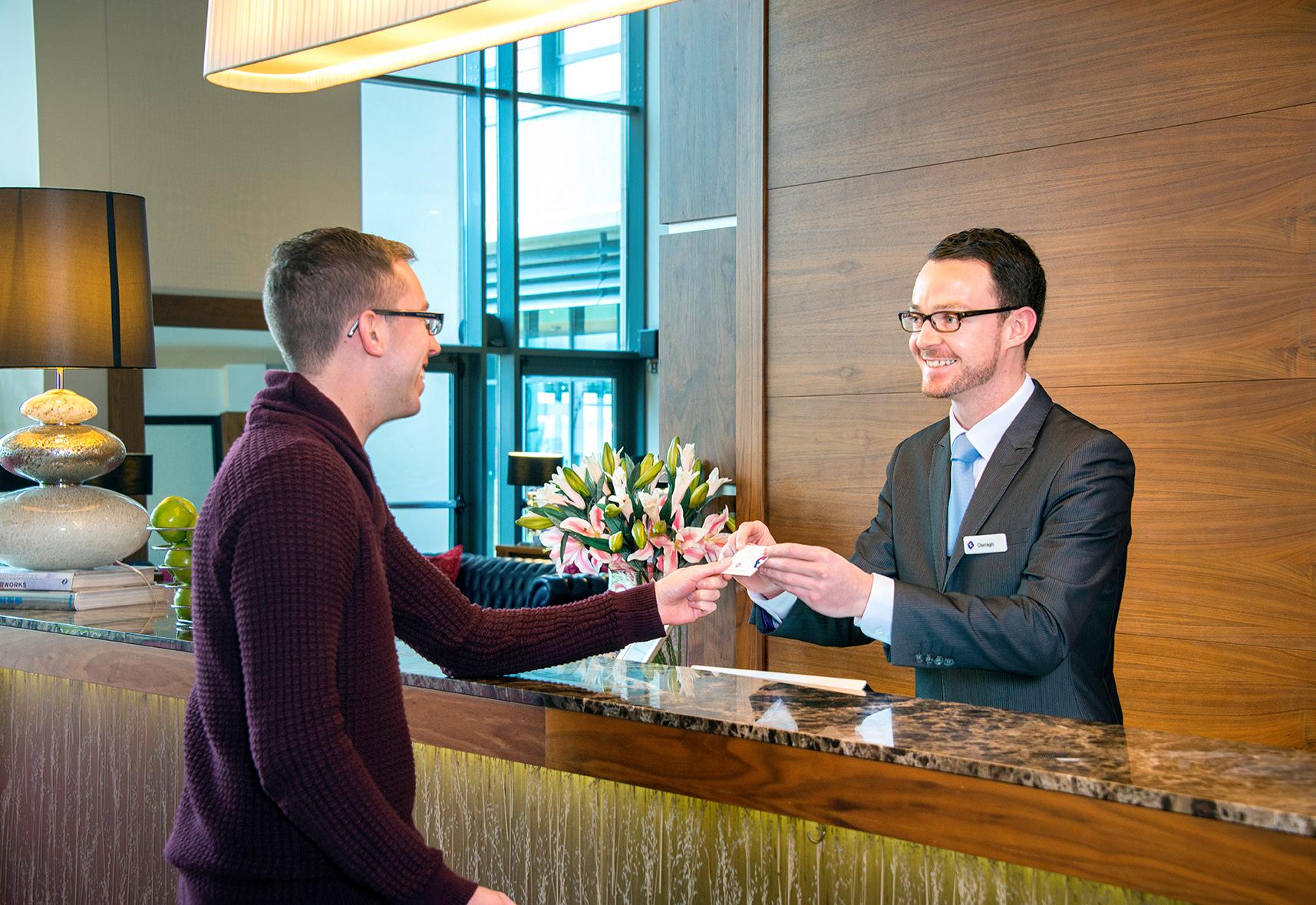 Cork International Hotel Экстерьер фото