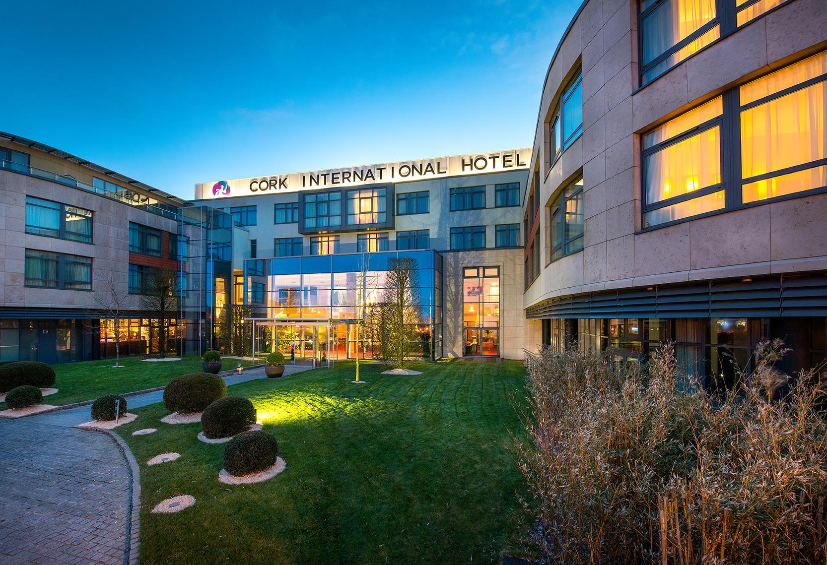 Cork International Hotel Экстерьер фото
